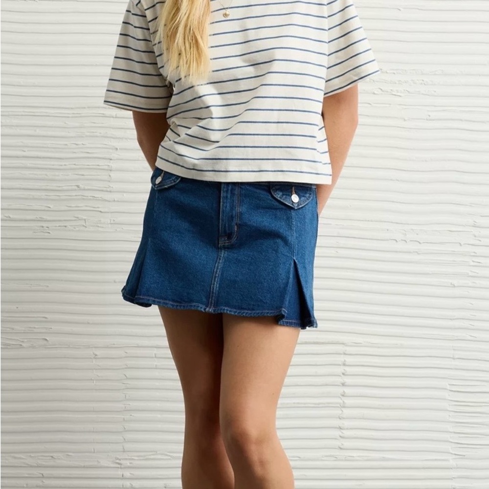 AE Stretch Low-Rise A-Line Pleated Mini Skirt size 14 NWT